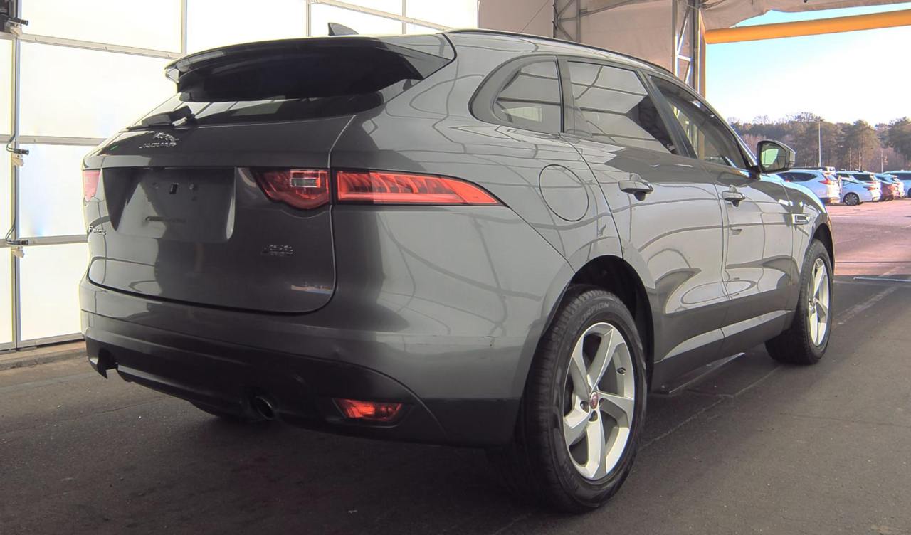 2018 Jaguar F-PACE Premium