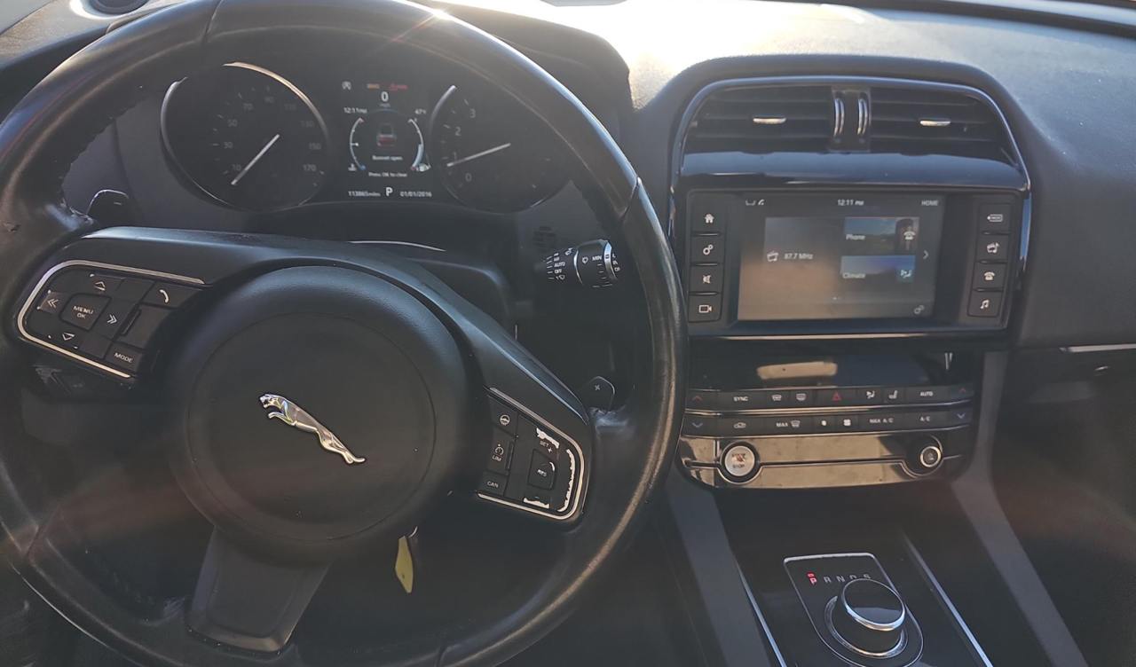 2018 Jaguar F-PACE Premium