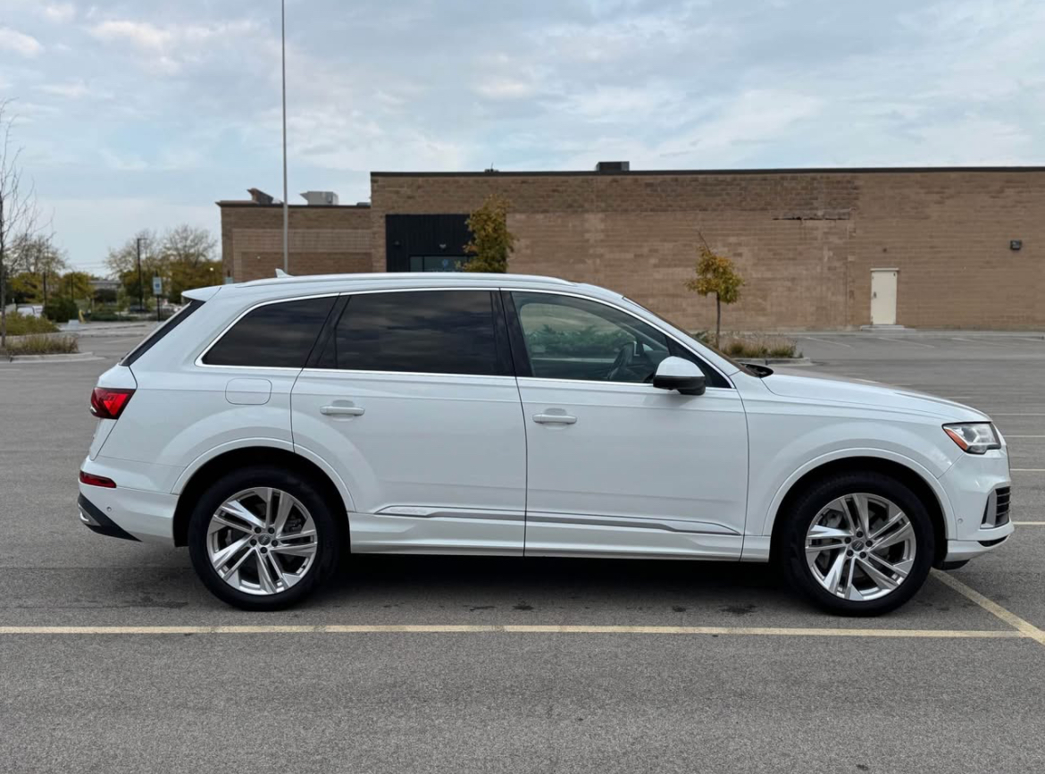 2020 Audi Q7  55 TFSI Premium Plus Sport Utility 4D