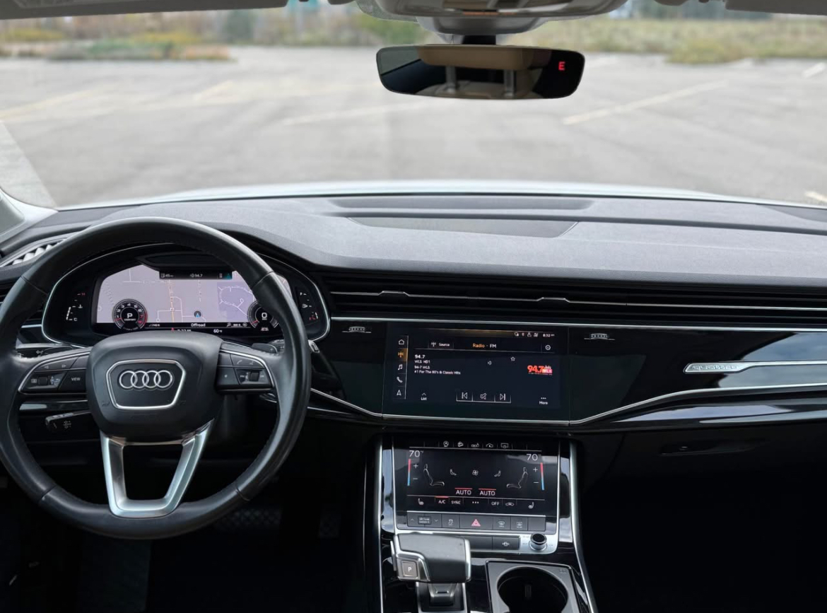 2020 Audi Q7  55 TFSI Premium Plus Sport Utility 4D